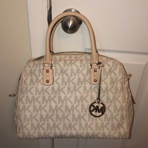 Michael Kors purse